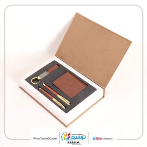 بورس هدایای تبلیغاتی و نیم ست مدیریتی
