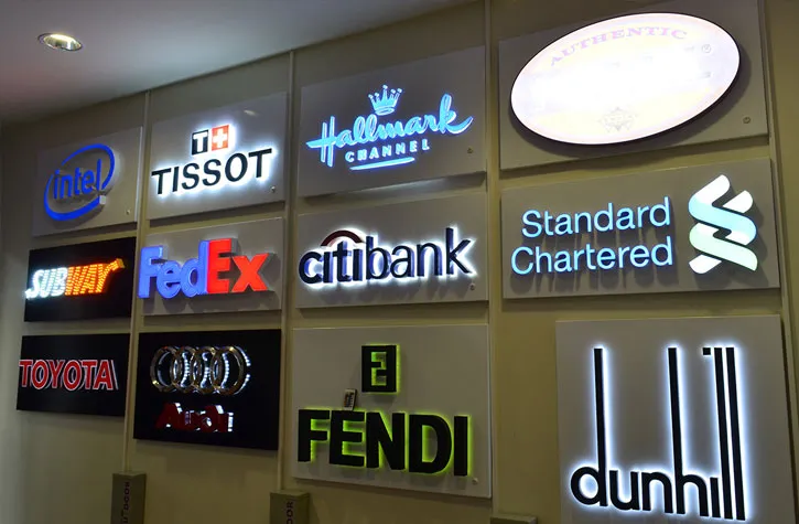 بهترین تابلو تبلیغاتی در سال ۱۴۰۴ | بررسی ۱۰ مدل محبوب و پرفروش 20 ساخت تابلو تبلیغاتی